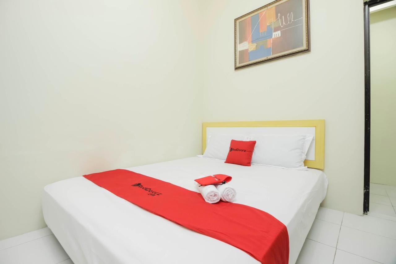 Reddoorz Near Sriwijaya University Palembang Exterior photo